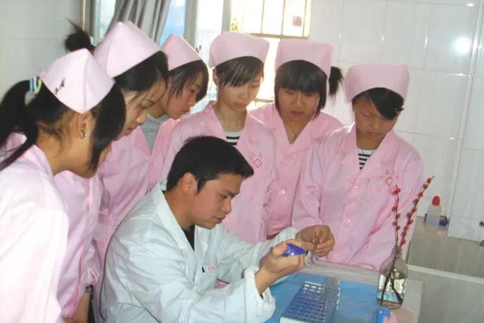 實訓(xùn)實習(xí)