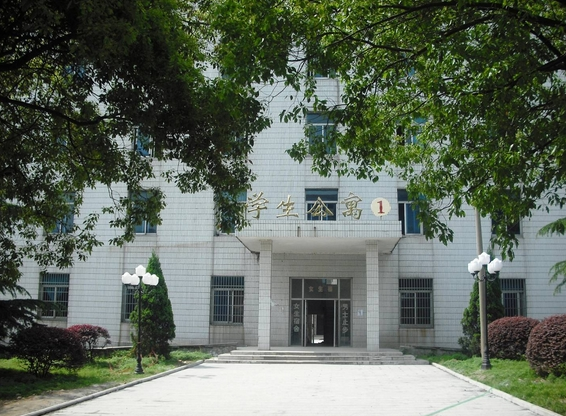 江西技師學院宿舍圖片